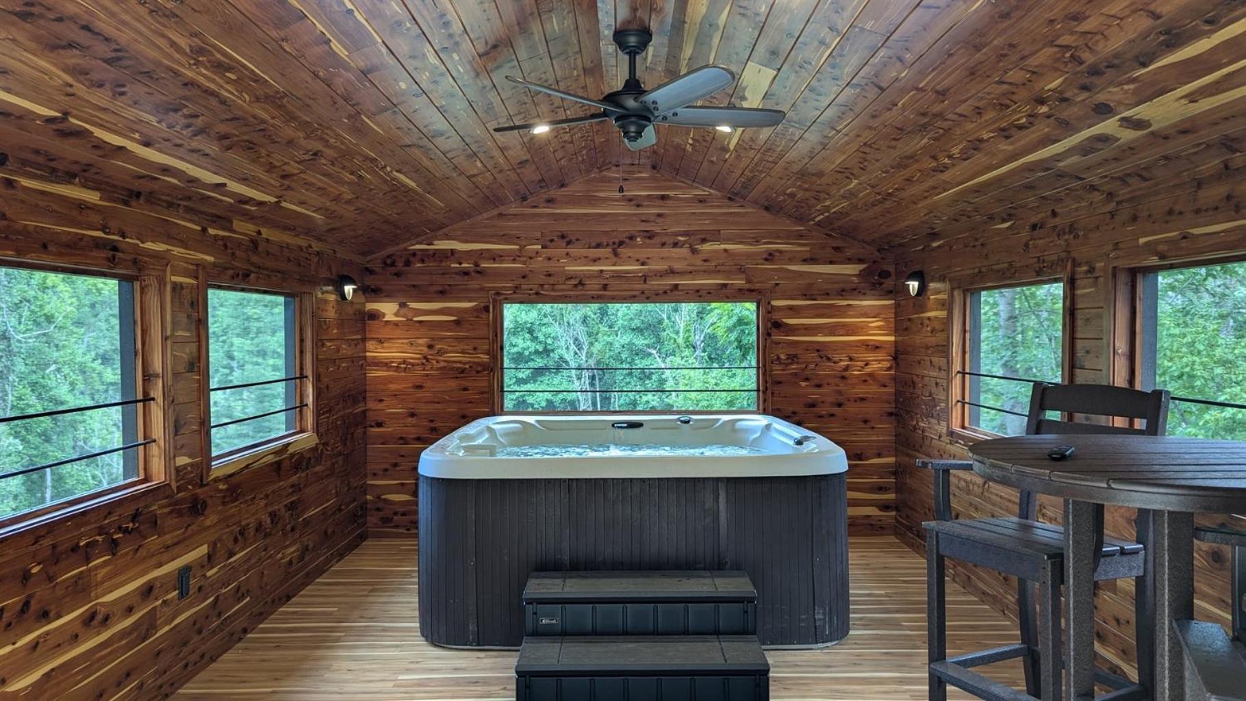 Red Roof Mountain Cabin With Starlink Internet! Stanley Exterior foto